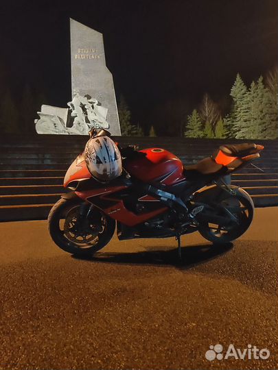 Suzuki GSX R 1000 K6