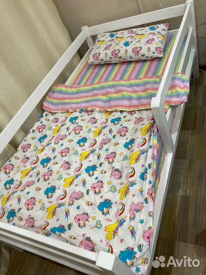 Детская кроватка 