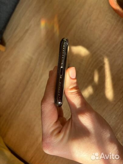 iPhone X, 256 ГБ