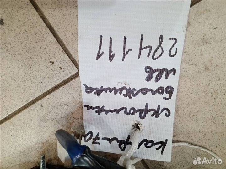 Фонарь задний внутренний левый Toyota Camry XV70