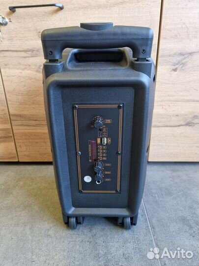 Портативная напольная блютуз колонка