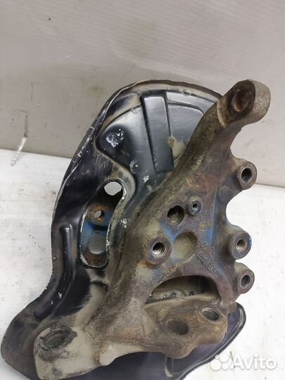 Mercedes Benz w203 правый поворотный кулак