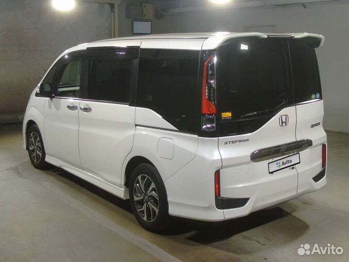 Honda Stepwgn 1.5 CVT, 2015, 75 000 км