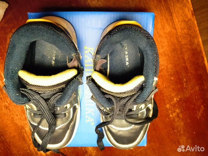 Детские ботинки