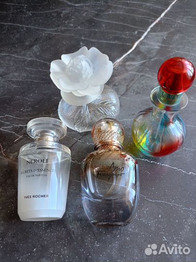 Флаконы от духов, оригинал