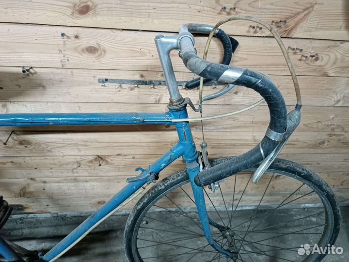 Два велосипеда 28 хвз, старт шоссе, и колеса