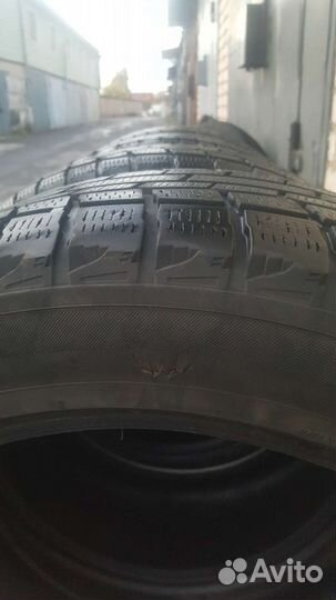 Yokohama Ice Guard IG20 255/50 R19