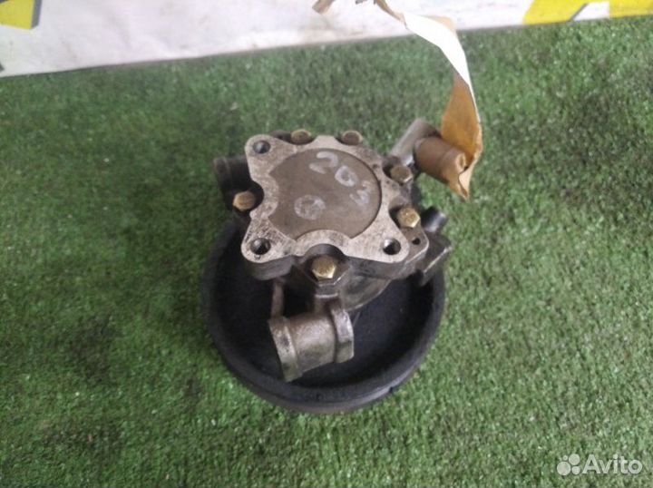 Насос гура Mercedes-Benz C-Class W203 OM611 2000