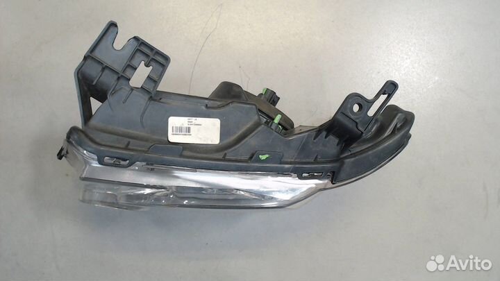 Фара (передняя) Ford Escape, 2008