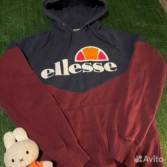 С большим лого худи Ellesse оригинал