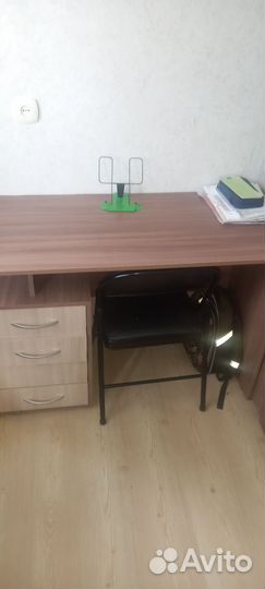 2стола и 2е кровати