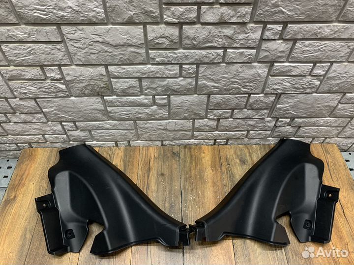 Lexus RX 350 Обшивка стойки задняя нижняя LH RH