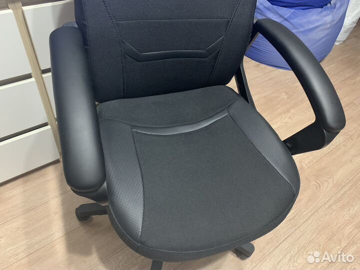 Компьютерное кресло