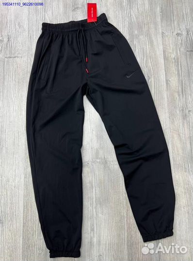 Спортивные штаны Nike плащовка