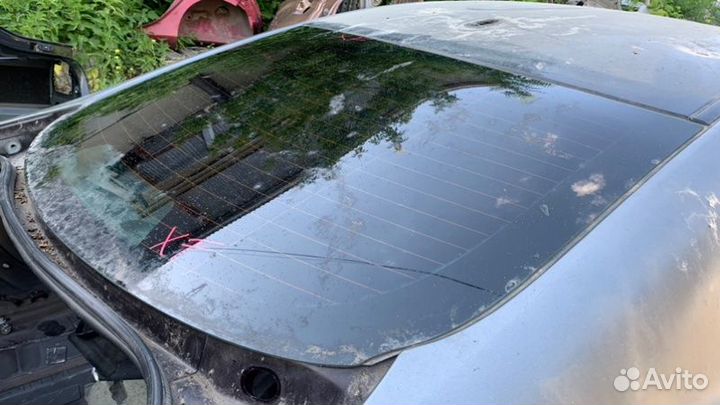 Стекло заднее Jaguar Xf CC9