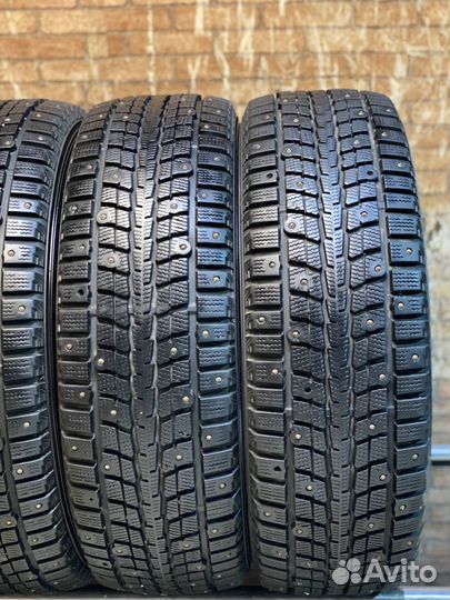 Dunlop SP Winter Ice 01 205/60 R16