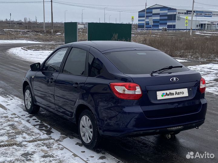 LADA Granta 1.6 МТ, 2015, 180 000 км
