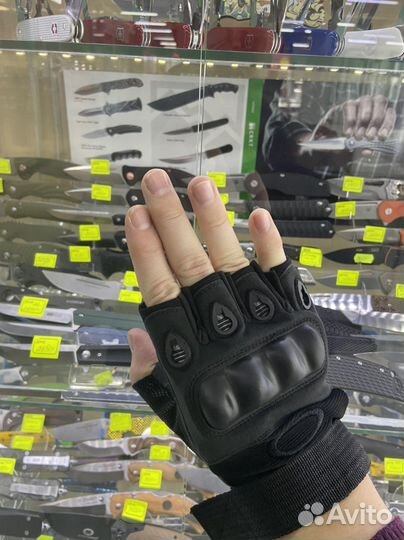Перчатки тактические