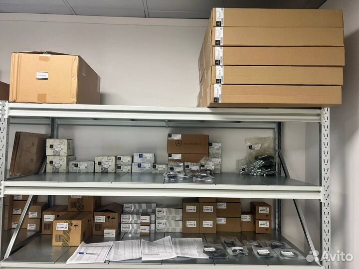 LR003569 land rover Натяжитель ремня приводного original