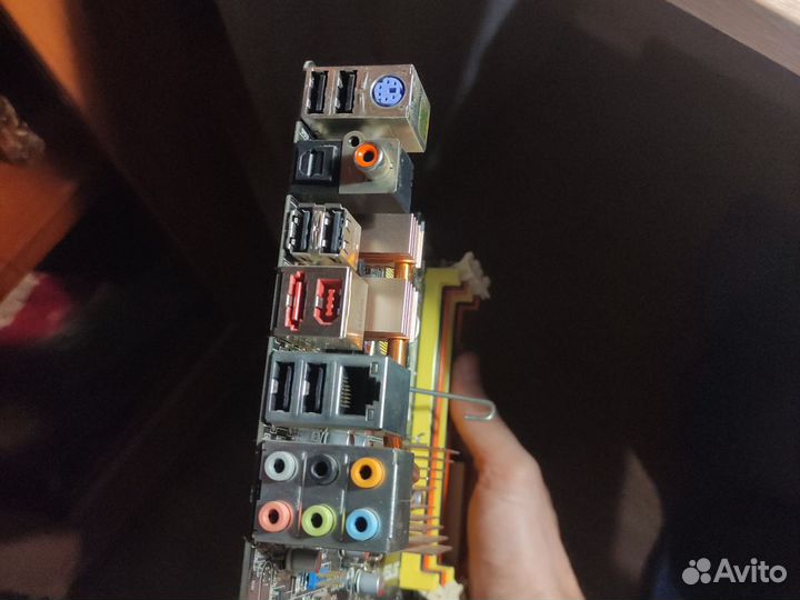 Материнская плата asus P5KC s775 ddr 3