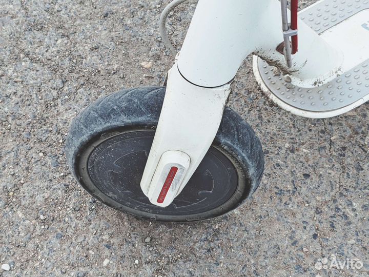 Электросамокат Xiaomi Mi Electric Scooter 1S