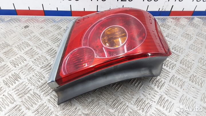 Фонарь Toyota Avensis T25 (2003-2008)