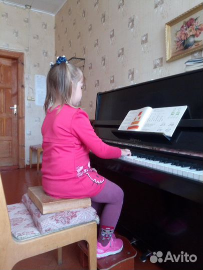 Обучение игре на фортепиано, сольфеджио