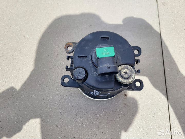 Фара противотуманная левая Renault Logan