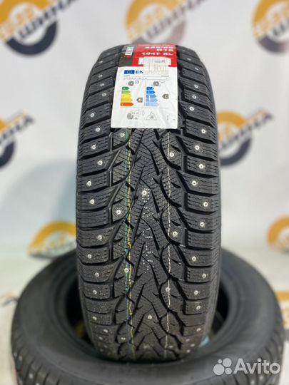 iLink Wintervorhut Stud III 225/60 R18 102T