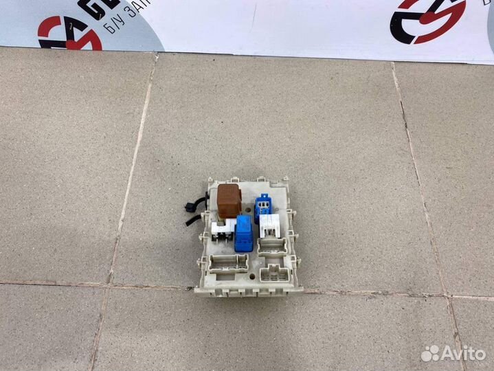 Блок предохранителей Nissan Almera N16 2000-2006 2