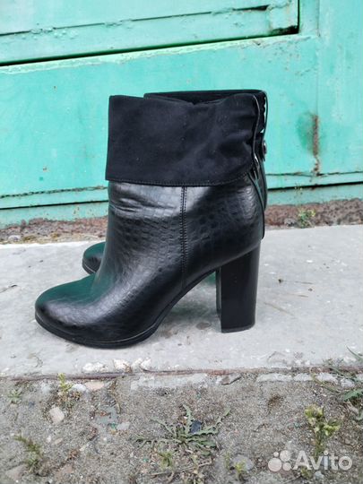 Ботинки женские