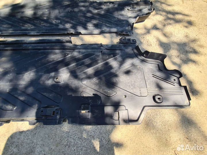 Защита днища Mercedes W205