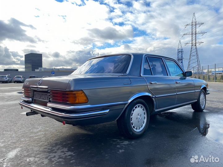 В разбор из Японии Mercedes-Benz W116 M110.922 2.8