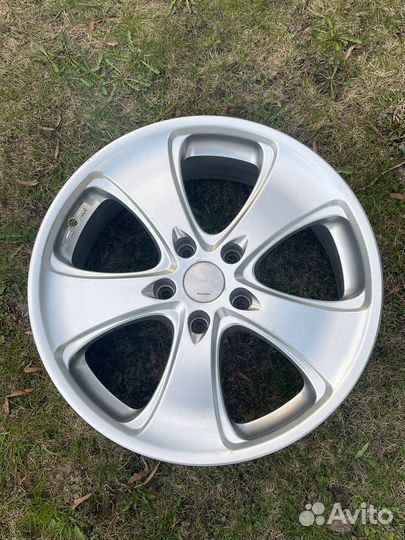 Колесные диски r18 для бмв и ленд ровер