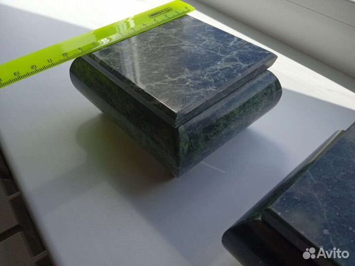 Шкатулки из натурального камня змеевик