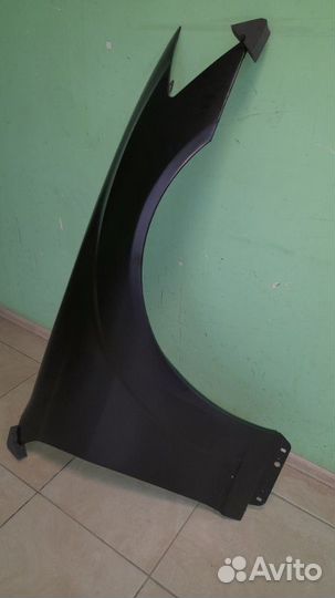 Крыло правое переднее правое Mercedes S-Class W221