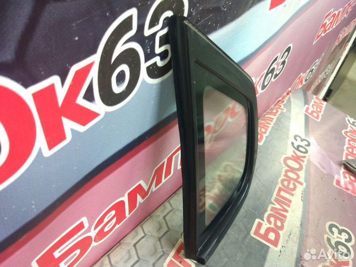 Стекло кузовное глухое Kia Venga