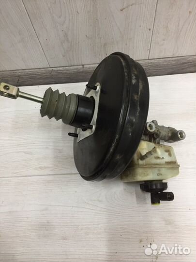 Главный тормозной цилиндр Renault Sr седан K7MF710