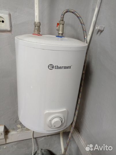 Водонагреватель накопительный 10 л