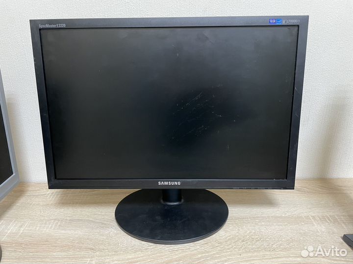 Монитор разные