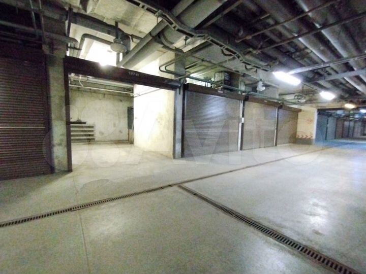 Машиноместо, 20 м²