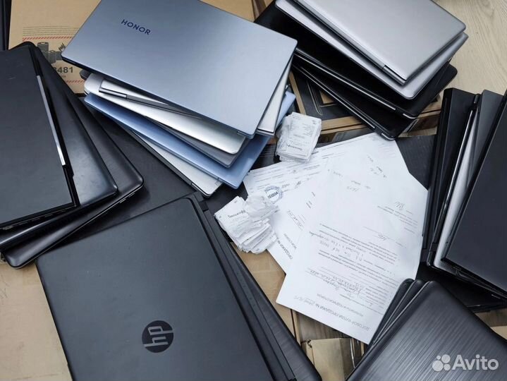 Продам Ноутбуки по Причине ли