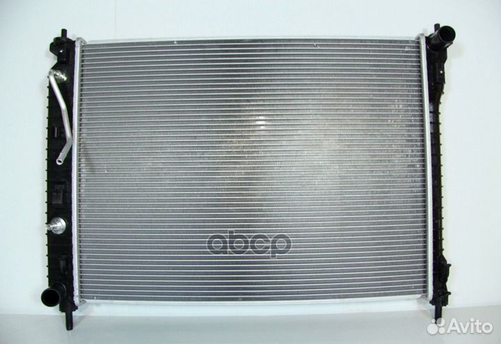 353120J Радиатор охлаждения opel antara, chevr