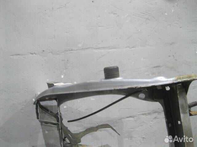 Кронштейн фар правый от Mitsubishi Outlander XL