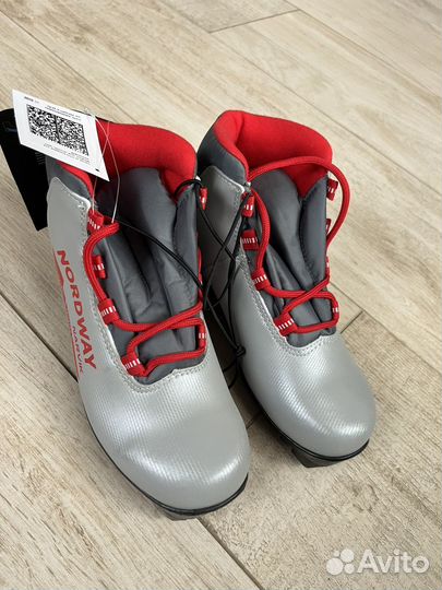 Лыжные ботинки nordway 38 NNN