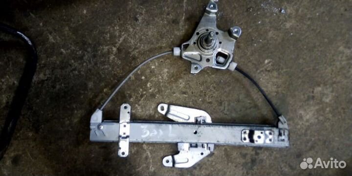 Стеклоподъемник задний правый левый Almera G15