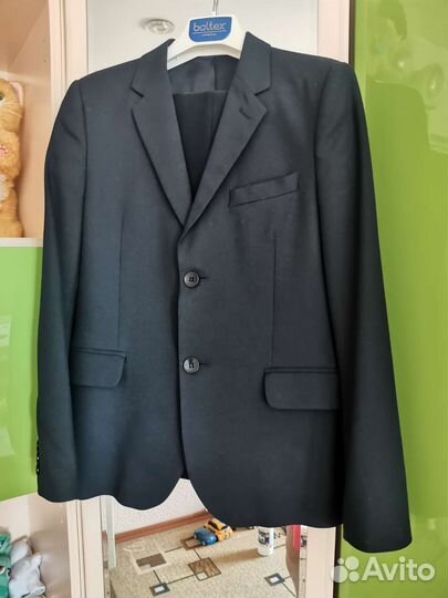 Школьный костюм для мальчика 152 синий