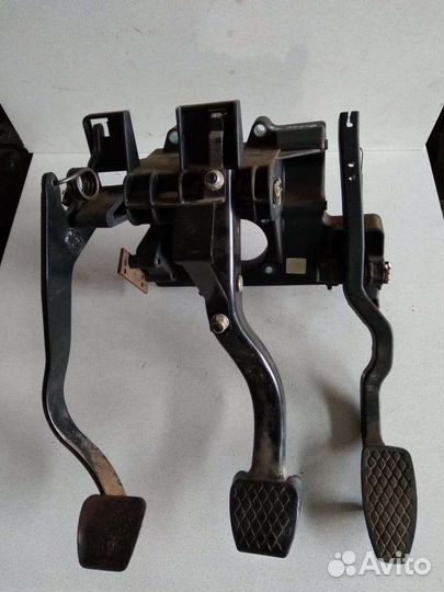 Педальный узел под МКПП Rover 75 1.8