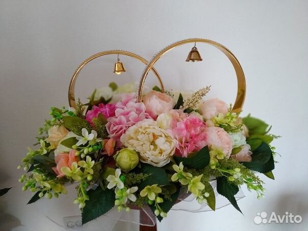 Свадебные украшения на машину