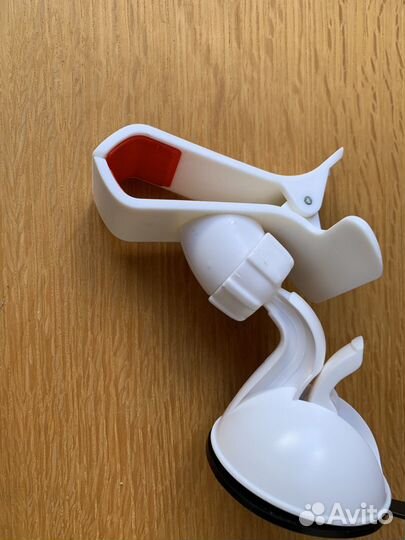 Продам держатель для телефона в автомобиле